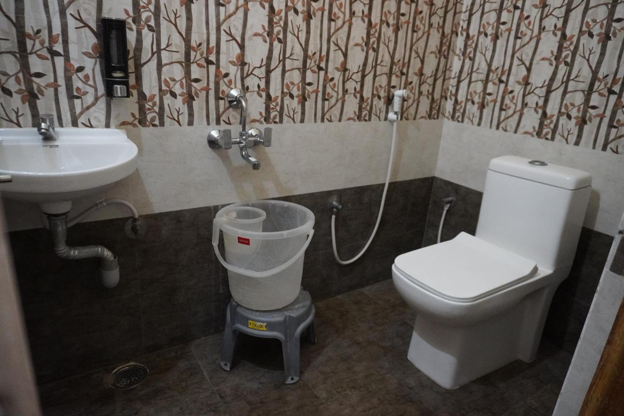 Tirumala Premium Home Stay Tirupati Ngoại thất bức ảnh
